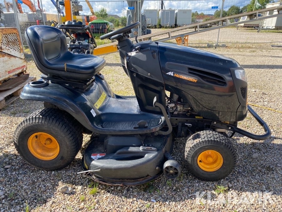 Havetraktor / græsslåmaskine Mc Culloch M200-117T