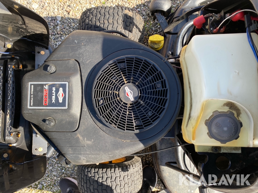 Havetraktor / græsslåmaskine Mc Culloch M200-117T