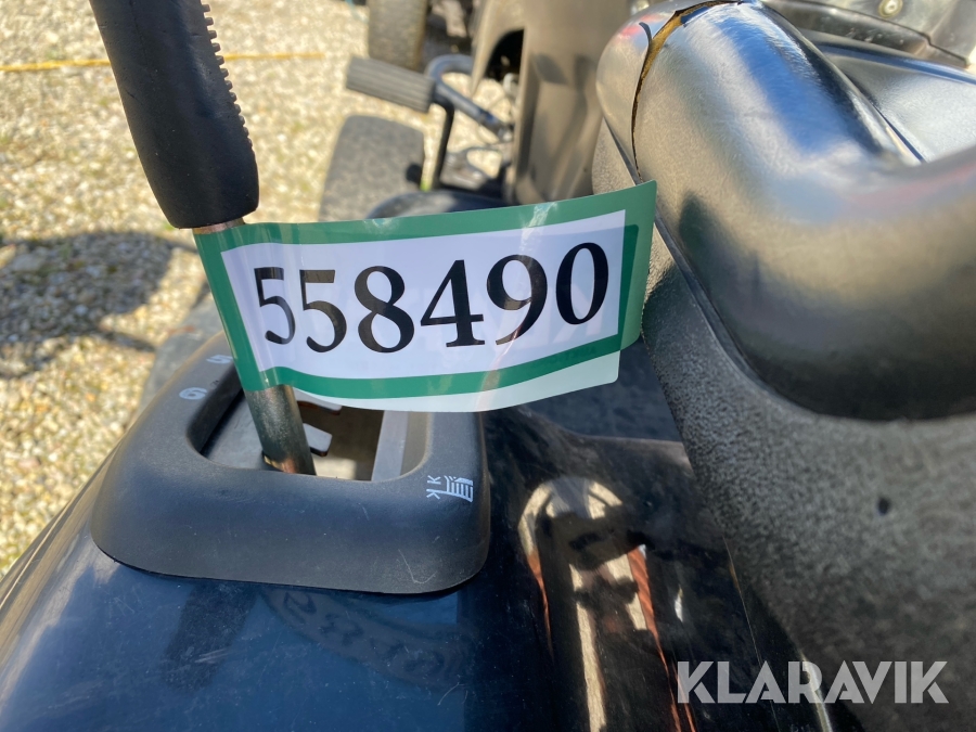 Havetraktor / græsslåmaskine Mc Culloch M200-117T