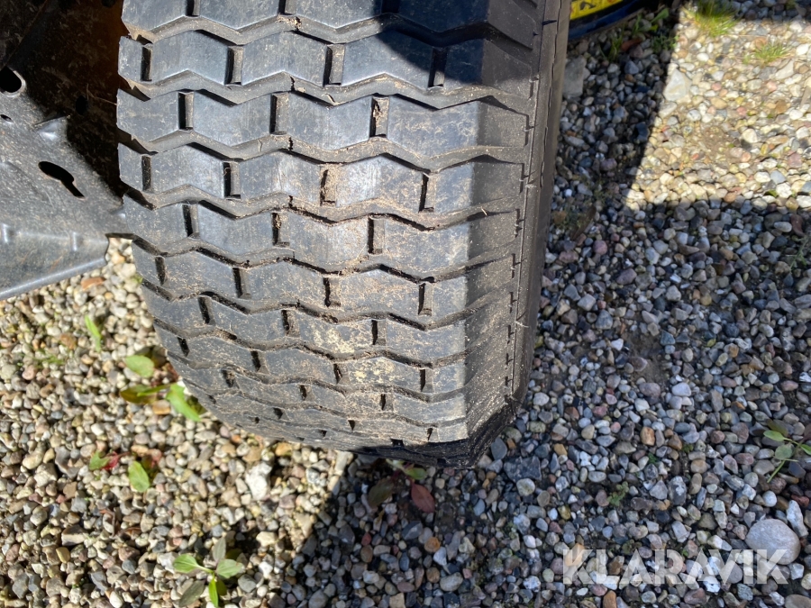 Havetraktor / græsslåmaskine Mc Culloch M200-117T