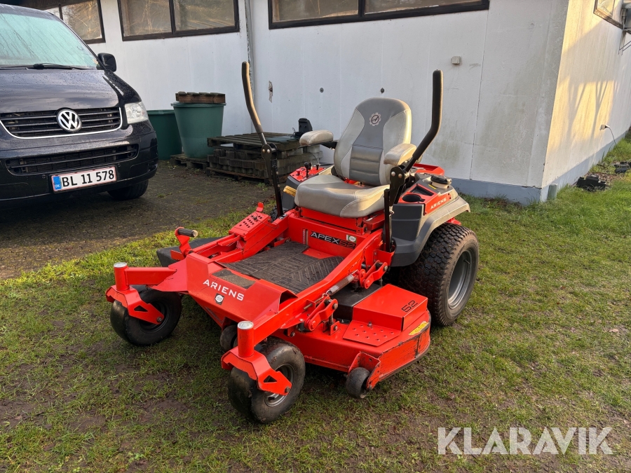 Zeroturn plæneklipper Ariens Apex 52CE KAWI