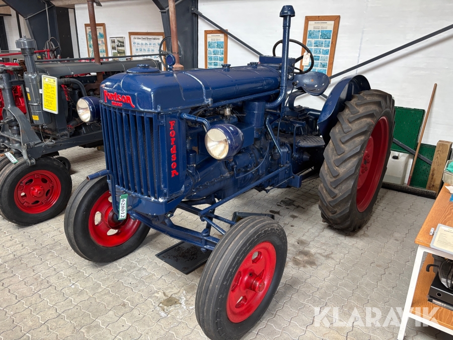 Veteran traktor Fordson Major Model N