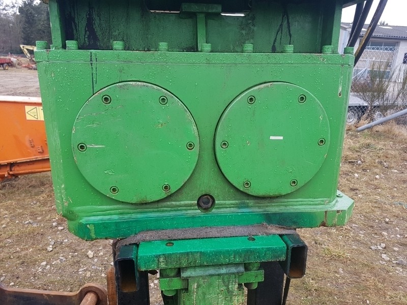 Spuns vibrator 