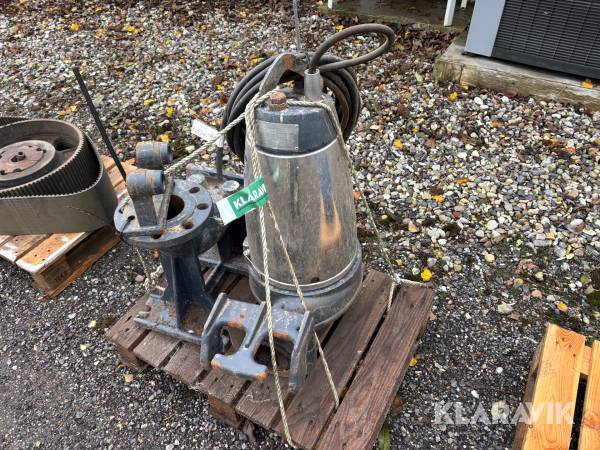 Pumpe Grundfos SEV.82.80.22.2.50B med fod