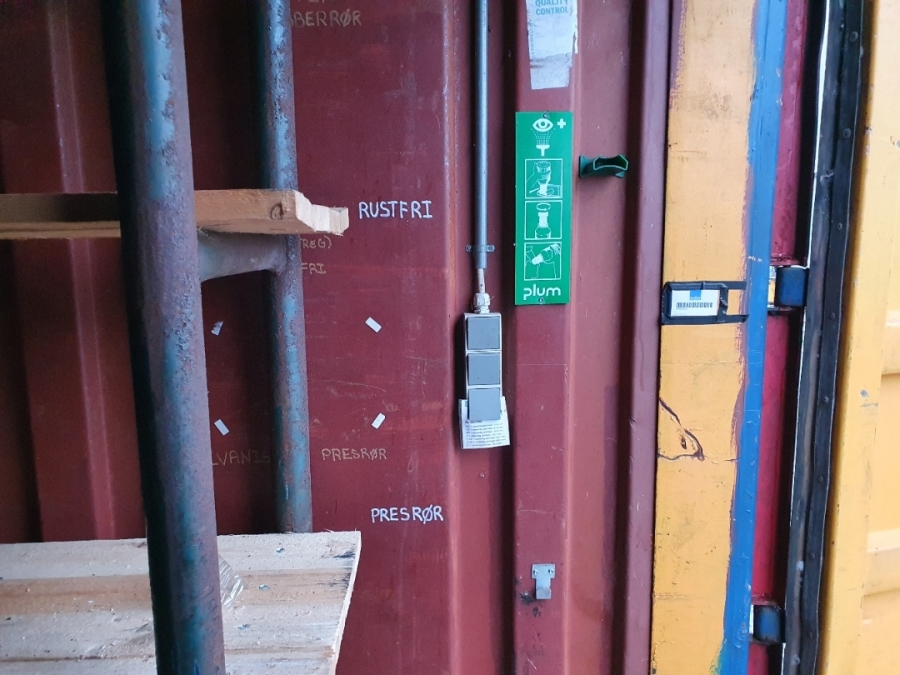 Container