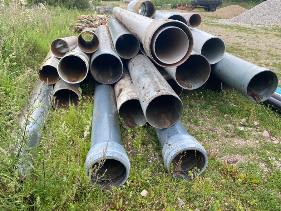 Klaravik Auktioner | PVC rør