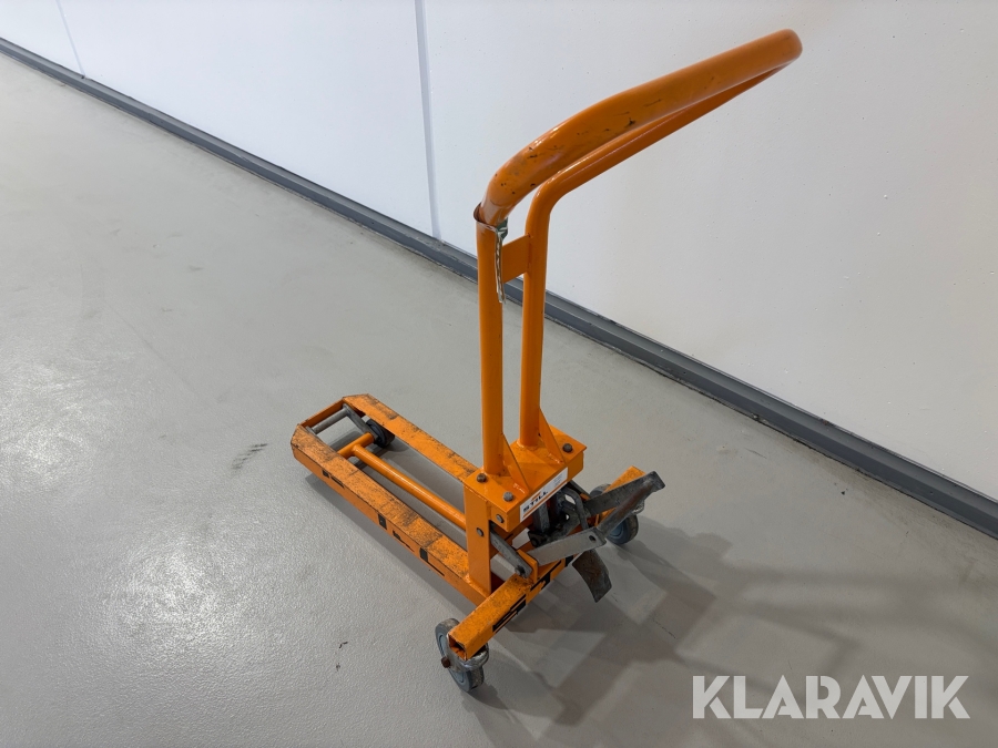 Kvartpalle løfter Still MR200