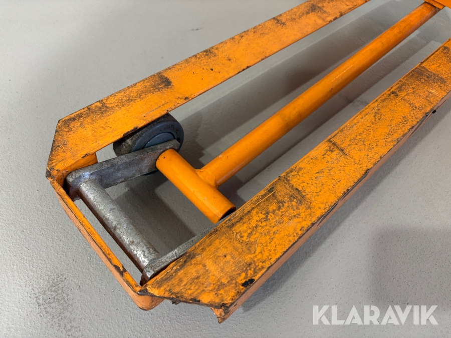 Kvartpalle løfter Still MR200