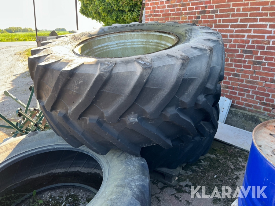 Skov dæk med fælge Trelleborg TM 900 High power 2 styk