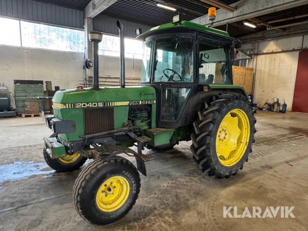 Traktor John Deere 2040 S