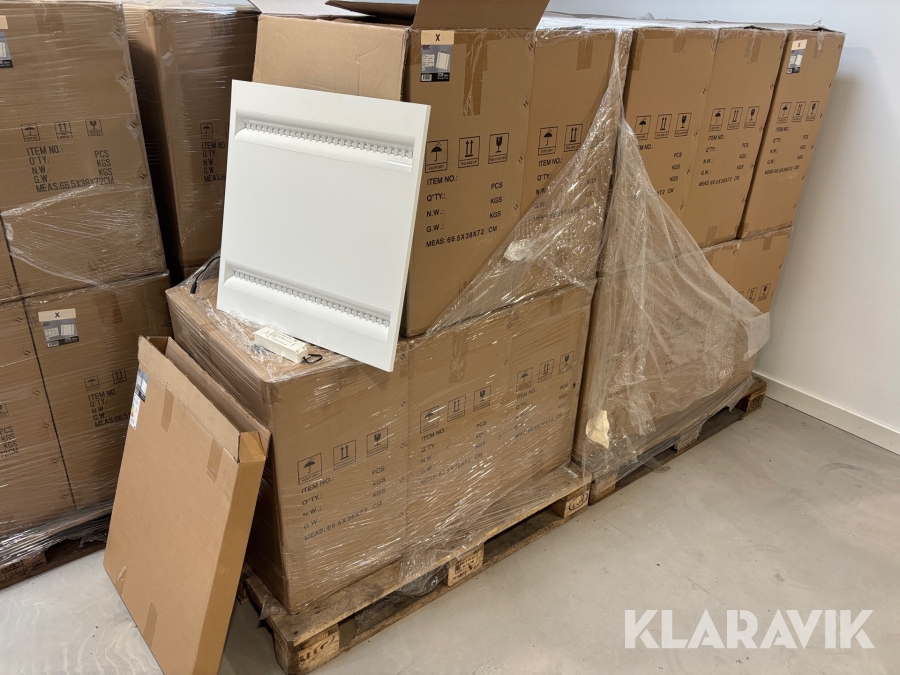 Led armatur Scan Products ZOE optic 55 styk 