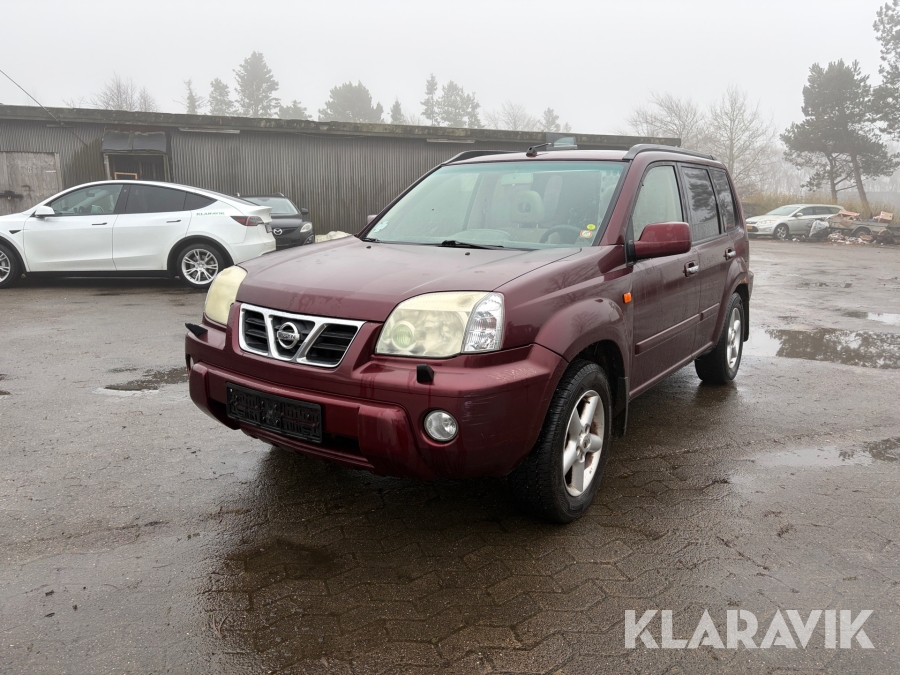 Varebil Nissan X-trail