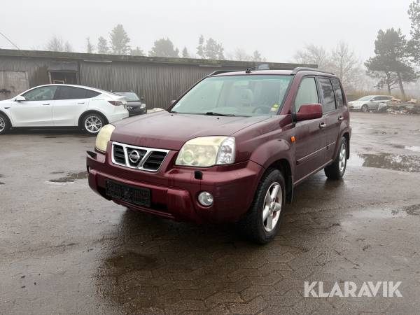 Varebil Nissan X-trail