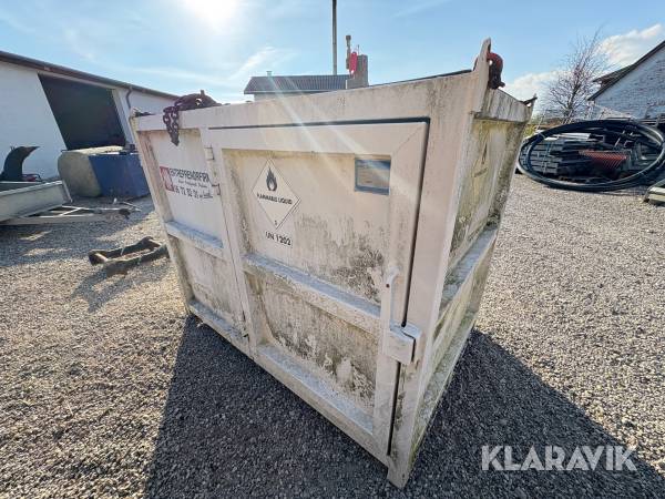 Miljøcontainer med dieseltank Roug 2000 liters