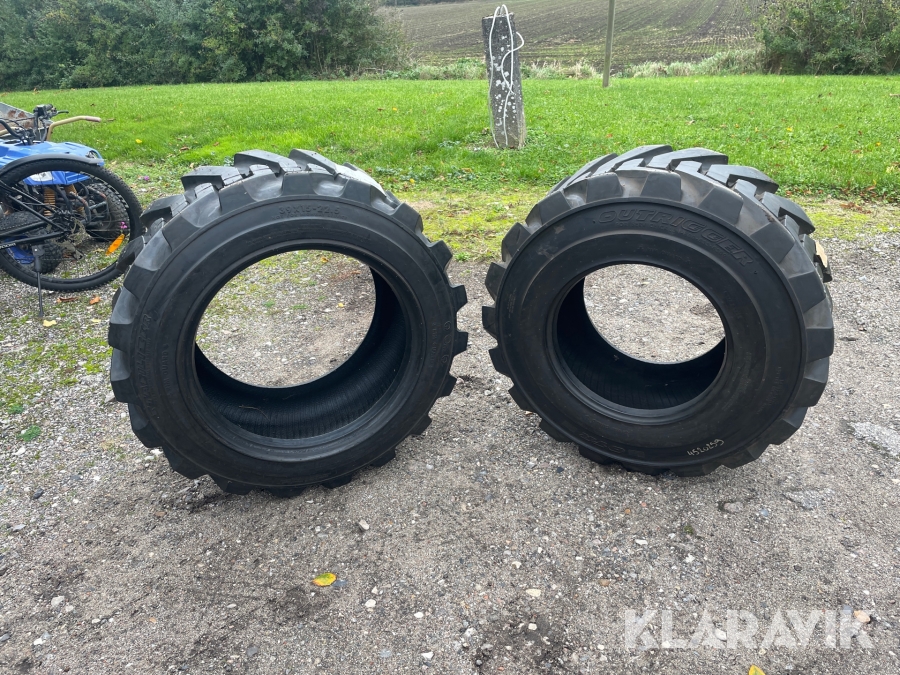 Dæk til truck OTR 2 styk 