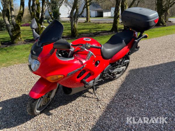 Motorcykel Suzuki GSX 600F