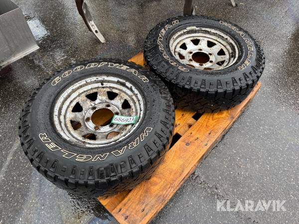 Goodyear Wrangler Duratrac