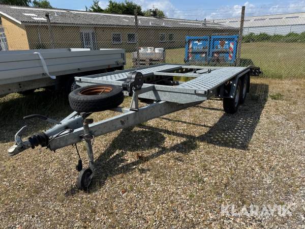 Autotrailer GALA BBG Gata taurus