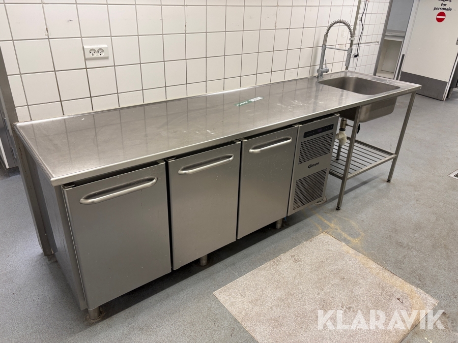 Kølebord med vask Gram K 1807 CSG B DL/DL/D