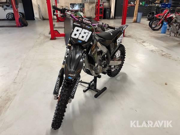 Crosser Kawasaki KX250F