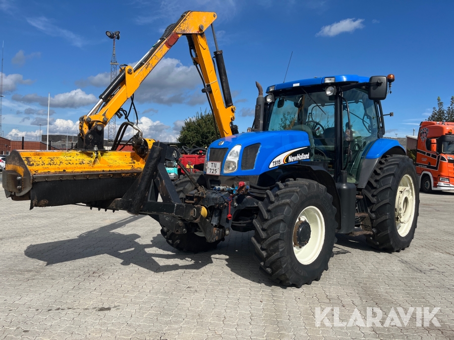 Traktor New Holland TS115A