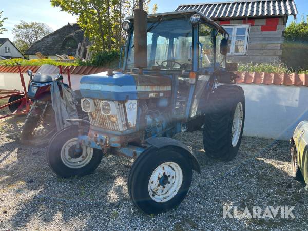 Traktor Ford 4610