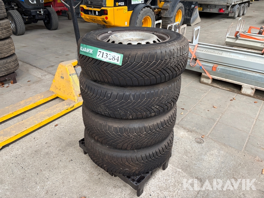 Dæk til personbil Yokohama BluEarth - 4 styk