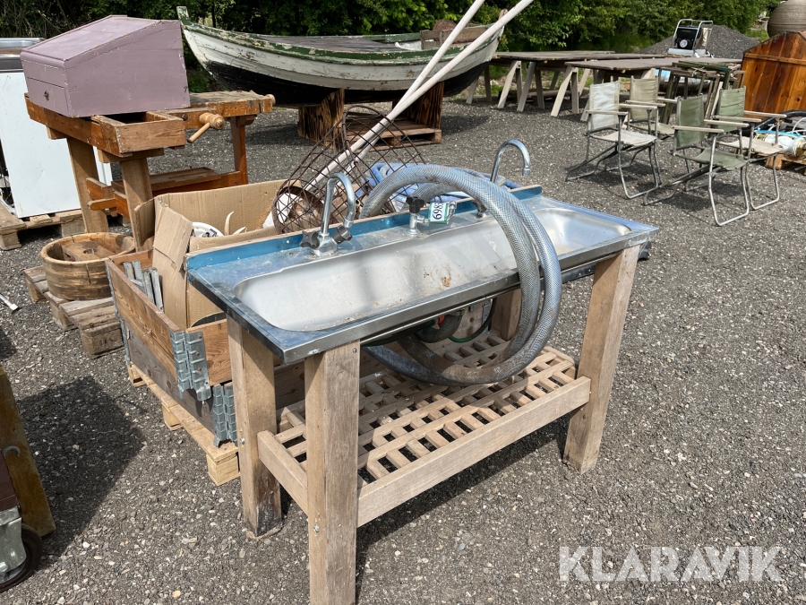 Håndvask med 2 armaturer