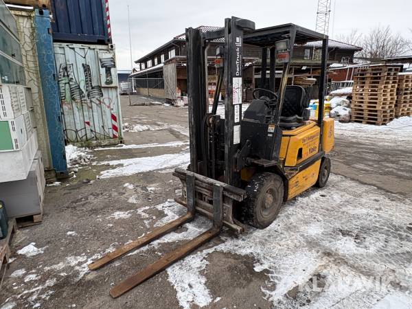 Truck Yale GDP25RFV2420