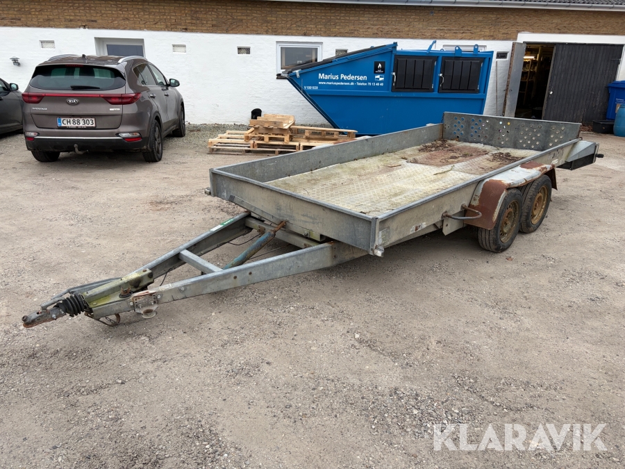 Maskintrailer Brenderup 2000 kg med tip og alubund
