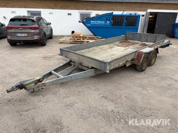Maskintrailer Brenderup 2000 kg med tip og alubund