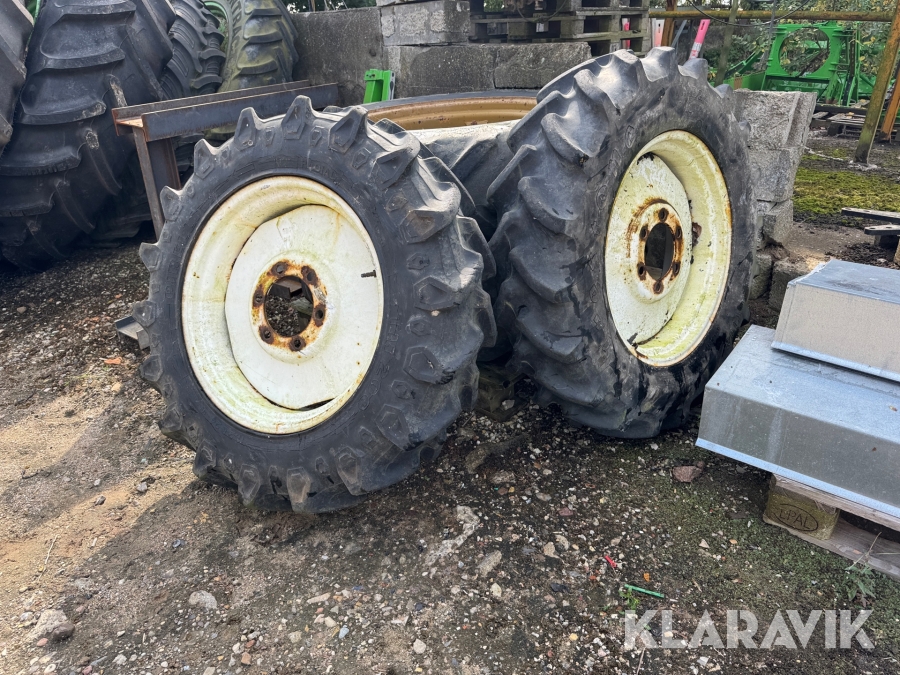 Traktordæk Pirelli og firestone 2 Styk