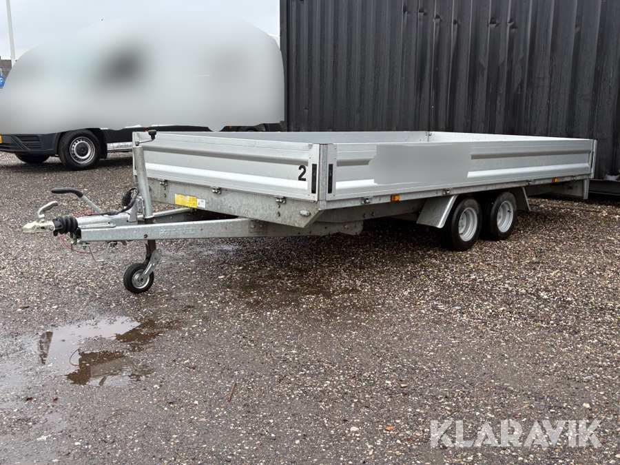 Trailer Variant 3021 P4