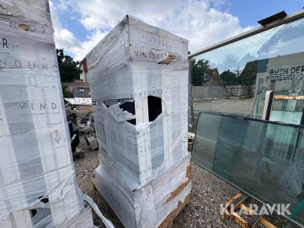 Lave døre til depot Vindunor
