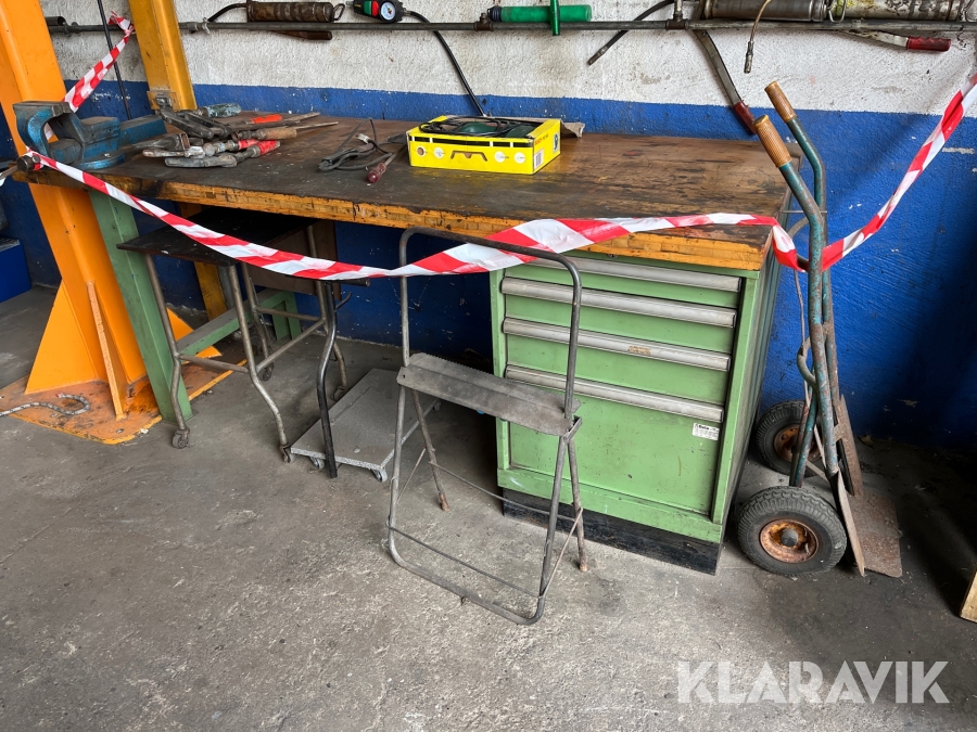 Værkstedsbord incl. værktøj