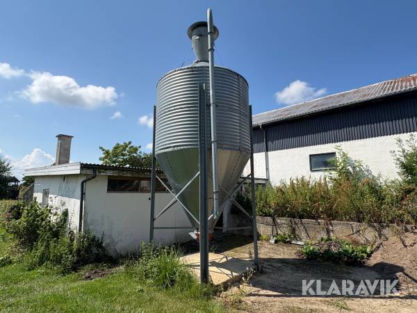 Udendørs fodersilo