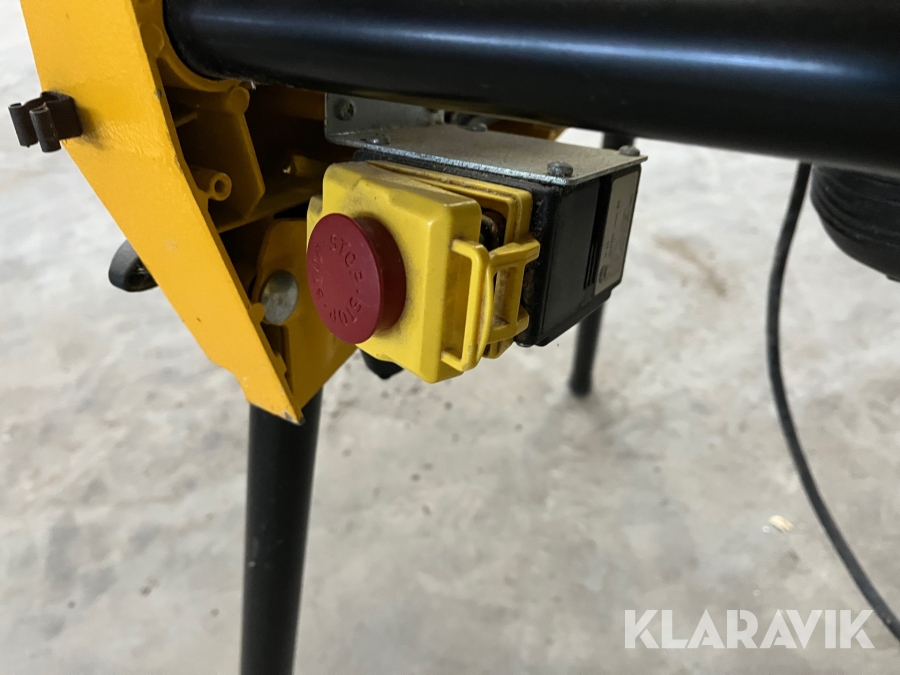 Bordrundsav DeWalt DW 743