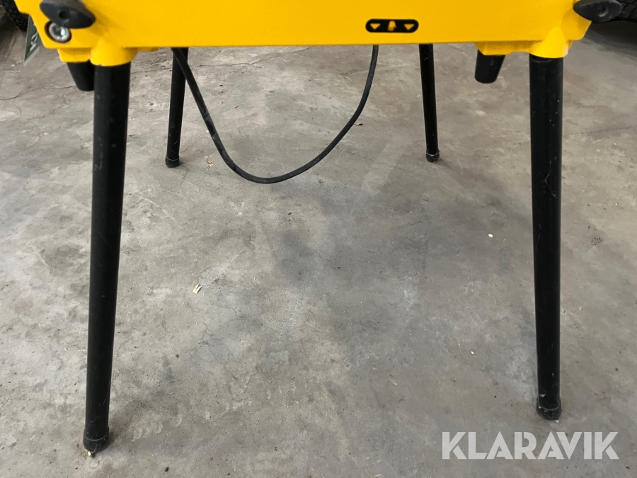 Bordrundsav DeWalt DW 743