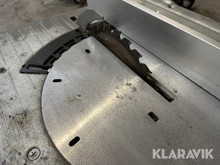 Bordrundsav DeWalt DW 743