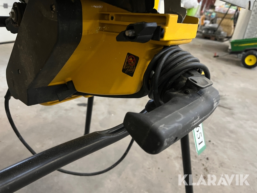 Bordrundsav DeWalt DW 743