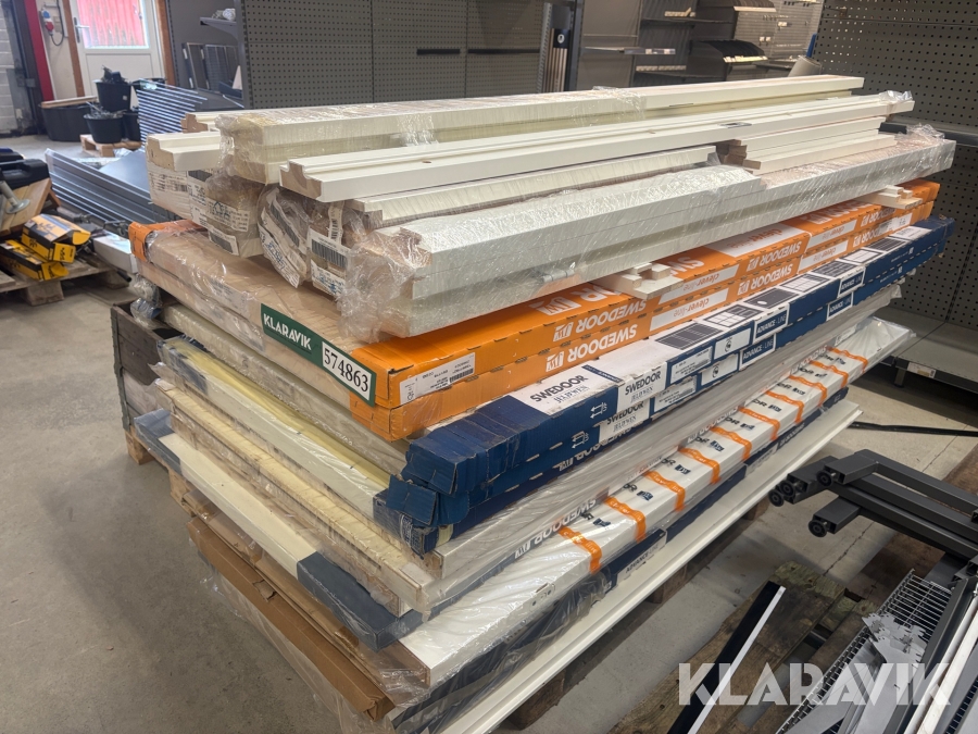 Assoterede døre Sweedoor - 19 styks -  assoterede lot