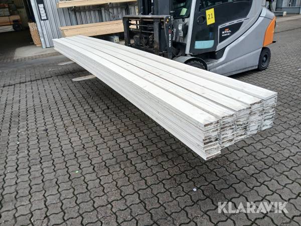 Overstern grundmalet hvid 5" Isowood 25x125mm