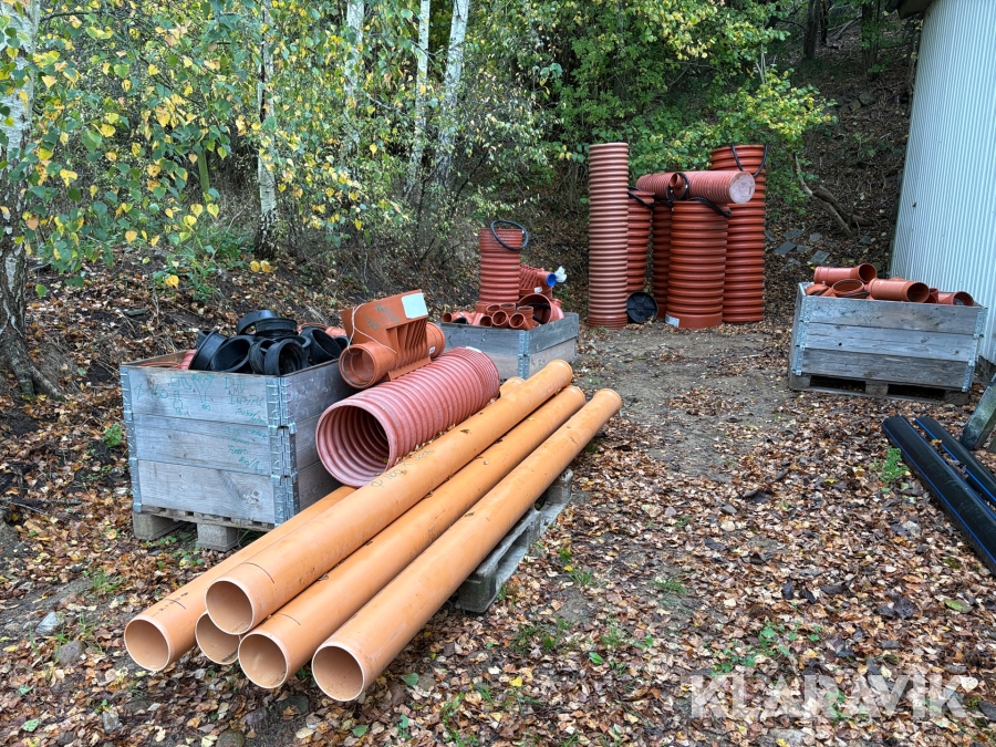 Kloakrør, brønde og dele Wavin, Benor