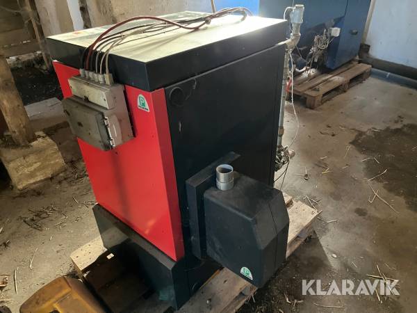 Pillefyr Pelburn 16.02 med tank