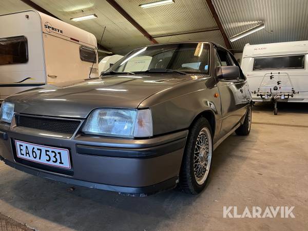 Veteranbil Opel Kadett 2.0 GSI Bertone cabriolet