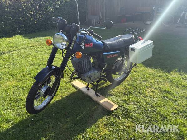 Veteran motorcykel MZ ETZ 250