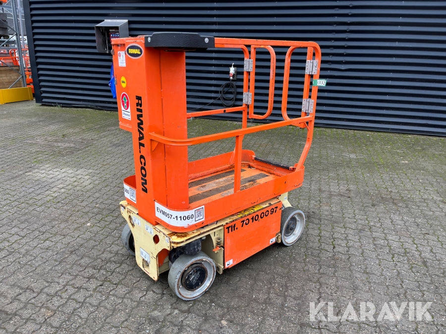 Søjlelift JLG 1230ES