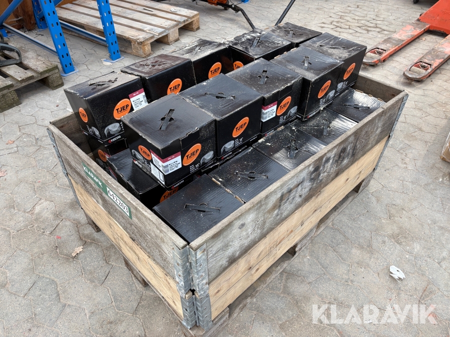 MX Søm Tjep 40 kasser á 2400