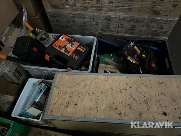 Blandet Palle med udstyr Black&Decker og andet