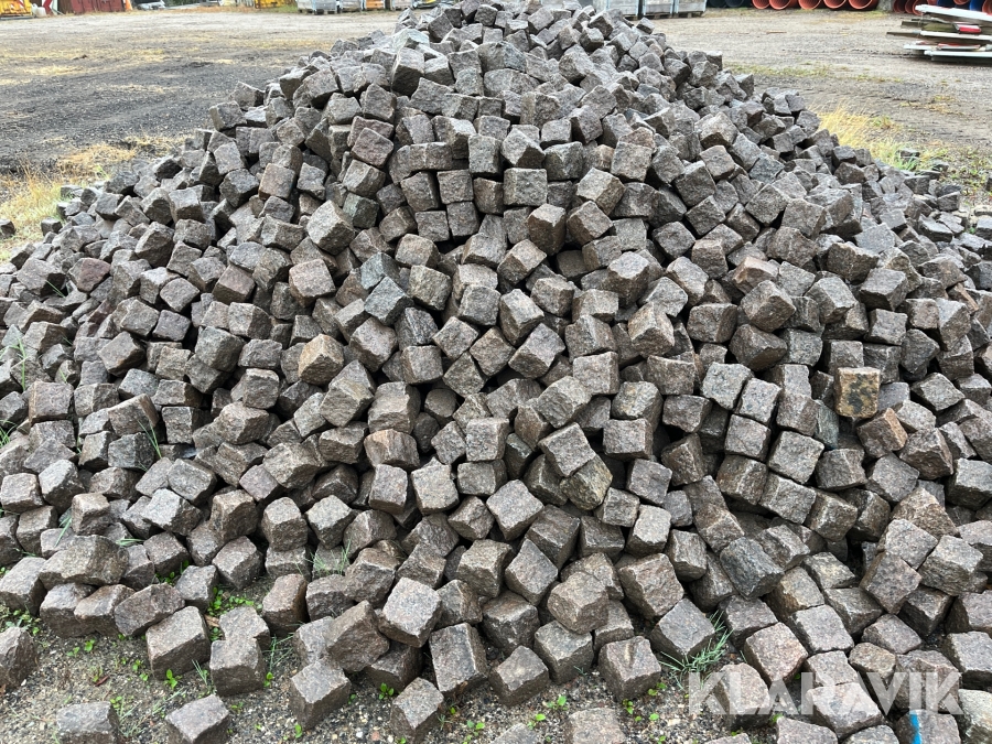 Chaussésten bornholmske moseløkke slidte